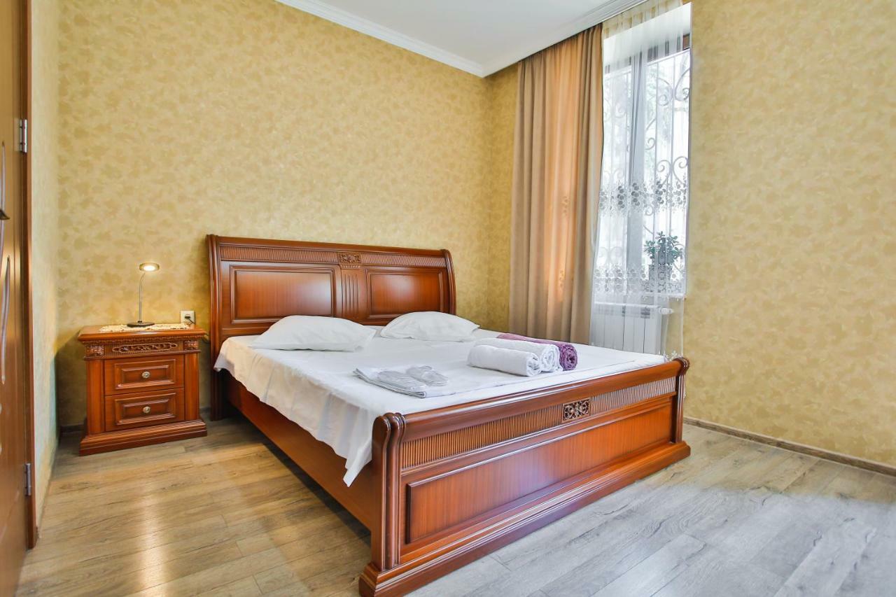 Apartment Anano Кутаиси Екстериор снимка