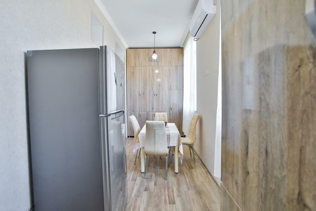 Apartment Anano Кутаиси Екстериор снимка